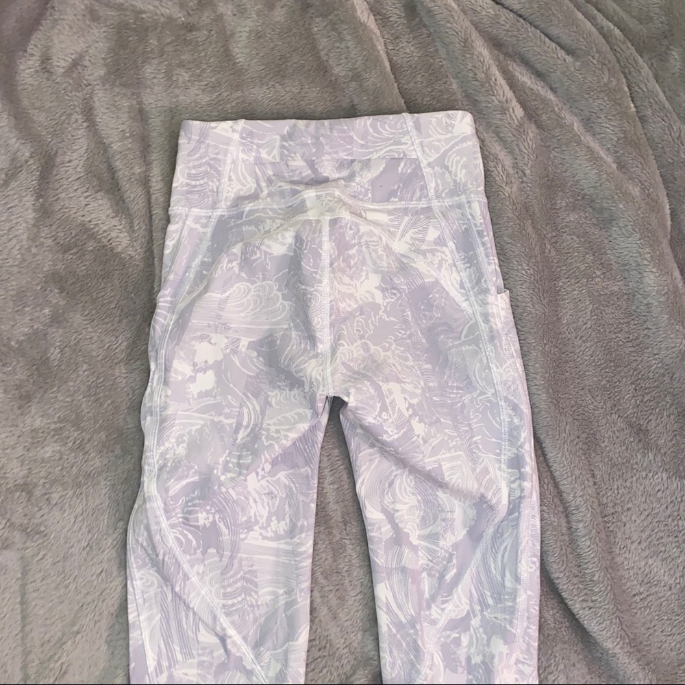 lululemon cropped leggings